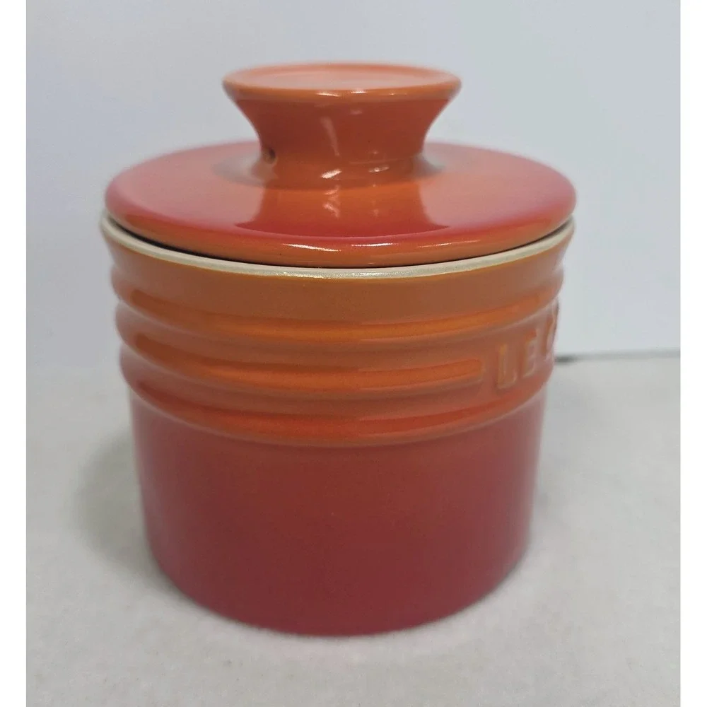 Le Creuset Butter Crock Volcanic Flame Orange Stoneware Very LIMITED USE or none